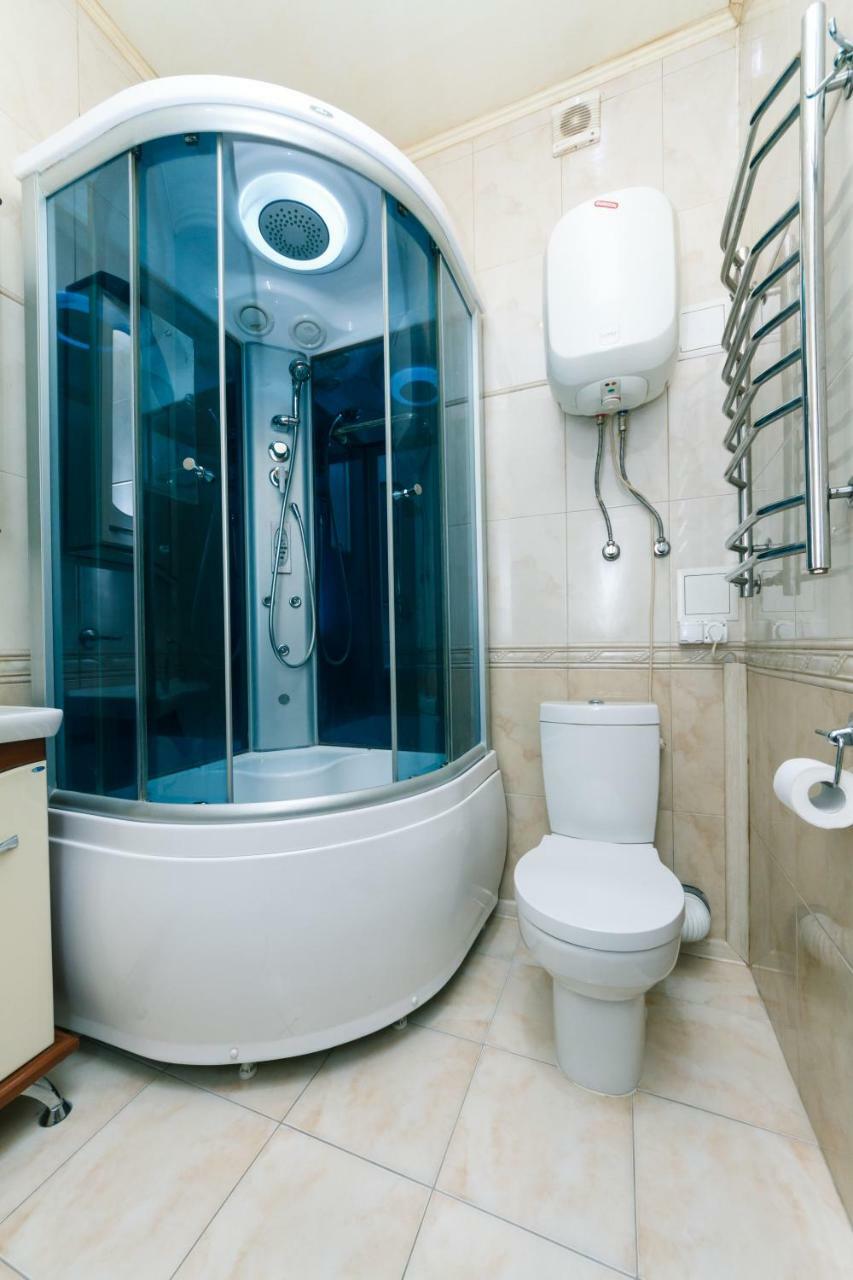 3 Комнатные Апартаменты В Центре Печерска Kiev Exterior foto